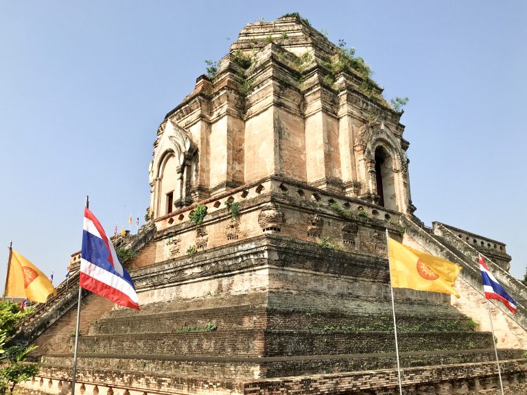 ワット・チェディルアン仏塔