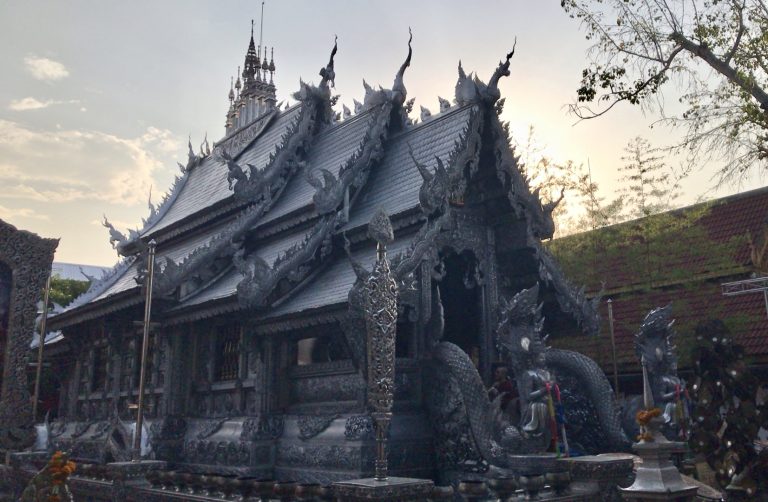 ワット・シースパン仏堂